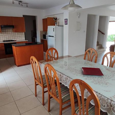 Villa Rina Paphos 外观 照片