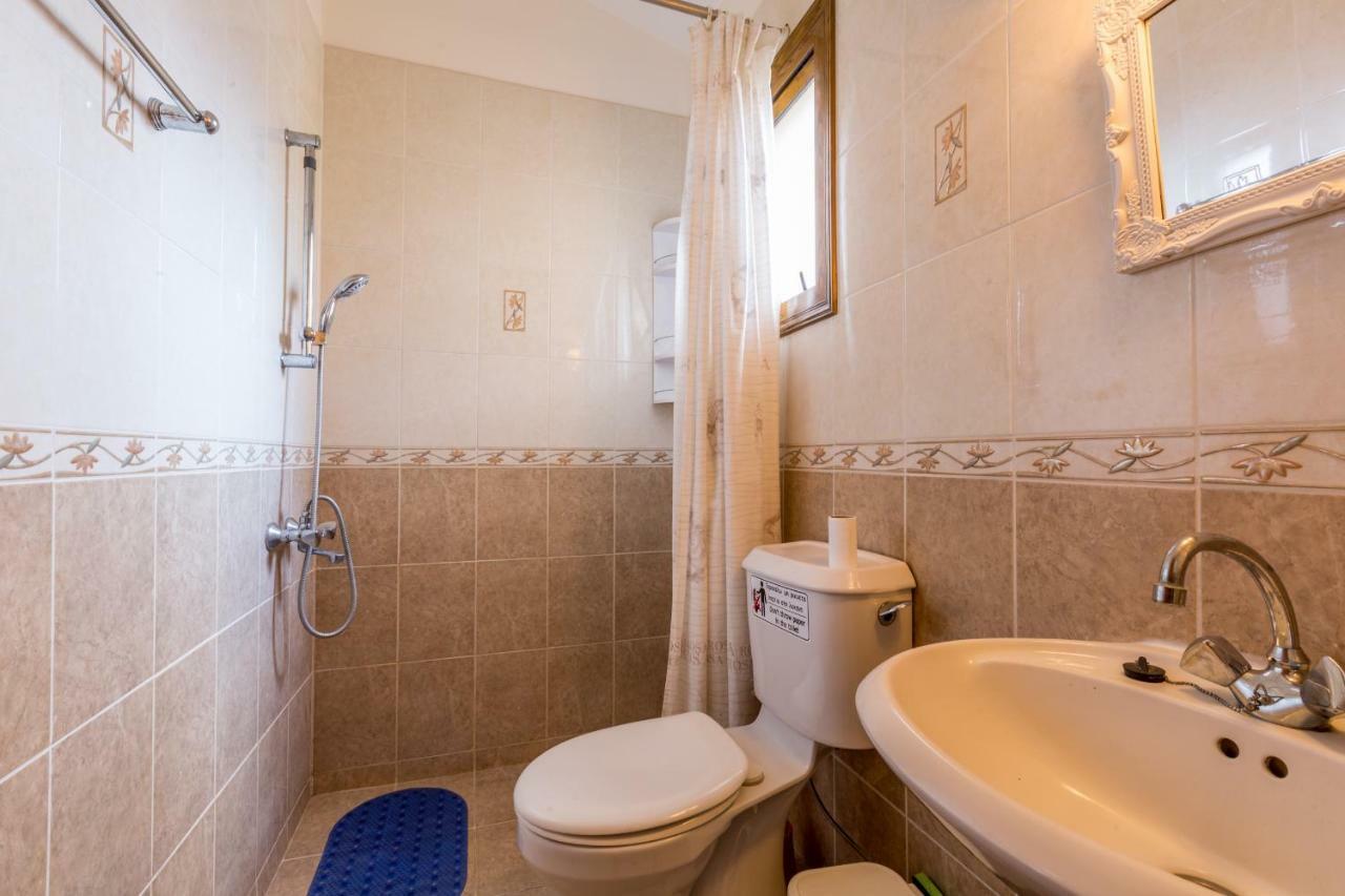 Villa Rina Paphos 外观 照片