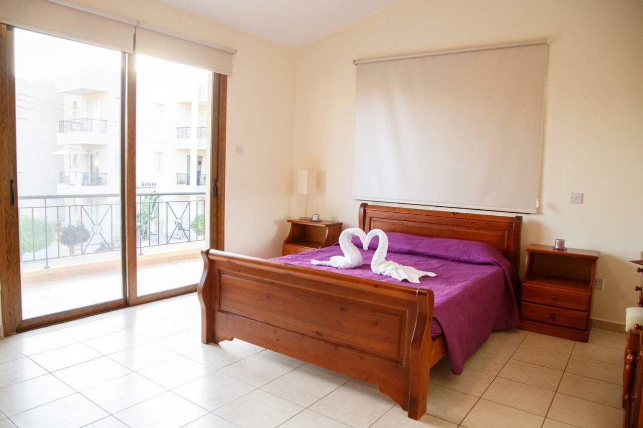 Villa Rina Paphos 外观 照片