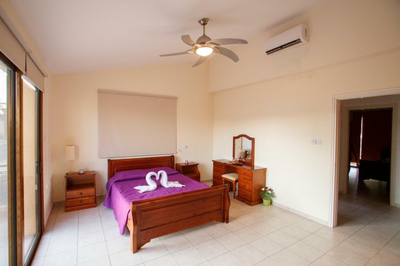 Villa Rina Paphos 外观 照片