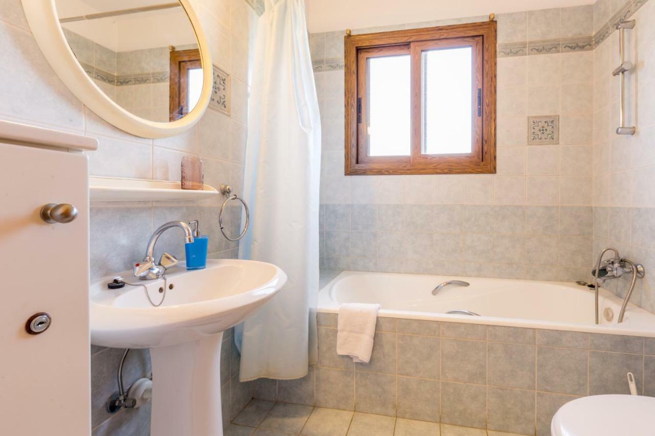 Villa Rina Paphos 外观 照片