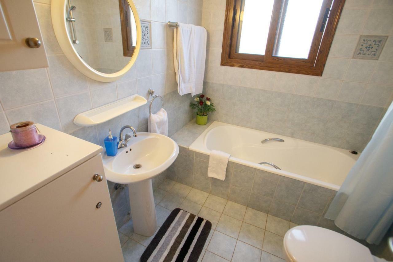 Villa Rina Paphos 外观 照片